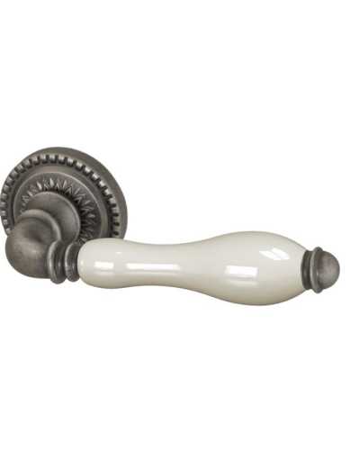 Комплект: Ручки Armadillo Silvia CL 1 AS/LWP-109+Завертка+Магн замок и Петли Fuaro/ант серебр/Фарфор