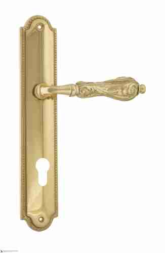 Дверная ручка Venezia "MONTE CRISTO" CYL на планке PL98 полированная латунь