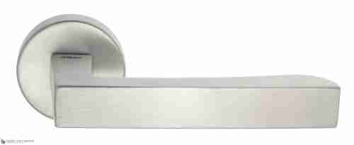 Дверная ручка на круглом основании Fratelli Cattini "HAMMER" 7-CS матовый хром