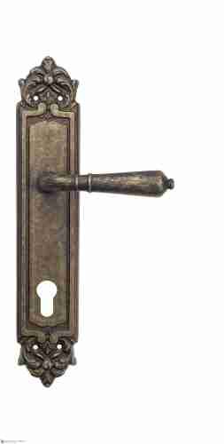 Дверная ручка Venezia "VIGNOLE" CYL на планке PL96 античная бронза