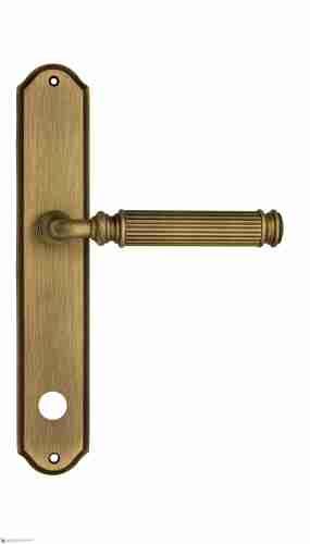 Дверная ручка Venezia "MOSCA" WC-2 на планке PL02 матовая бронза